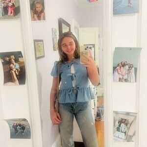 Meet your Posher, Ansley